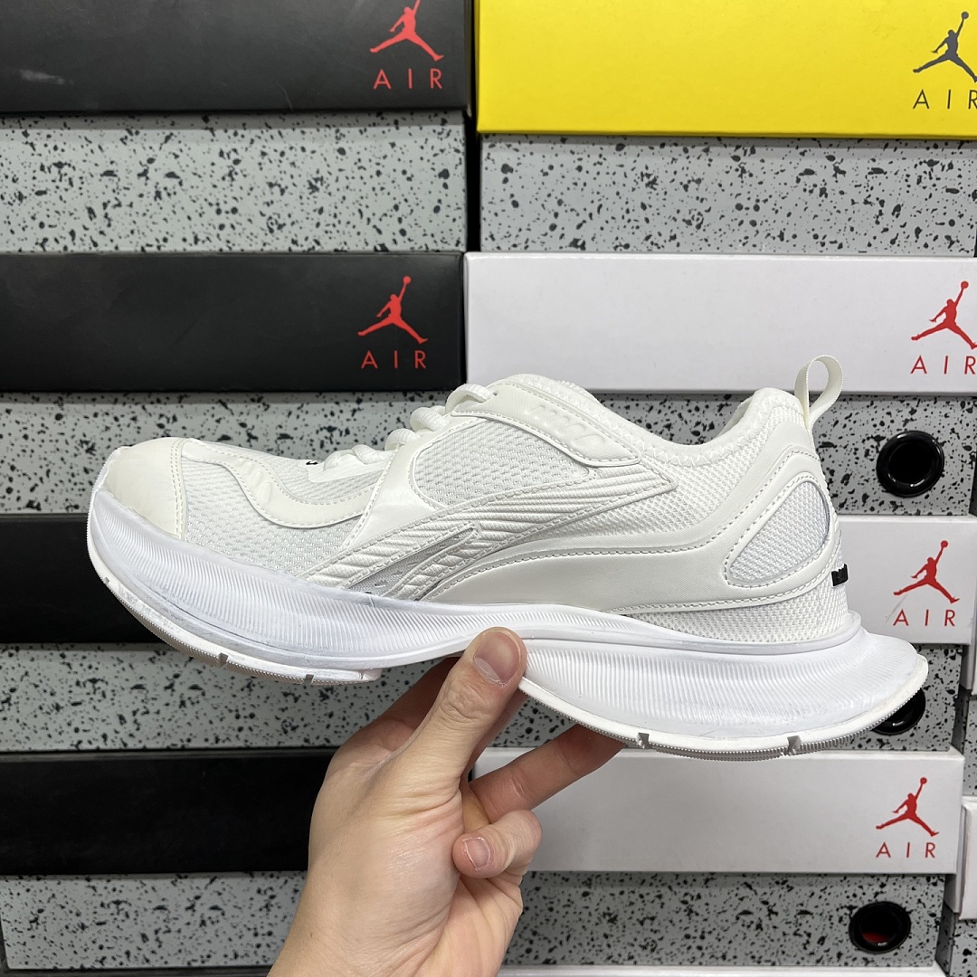Balenciaga Circuit - Image 12