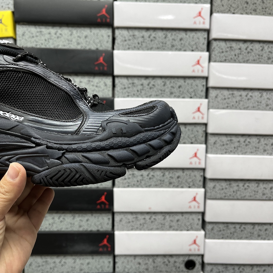Balenciaga Triple S 2 - Image 4