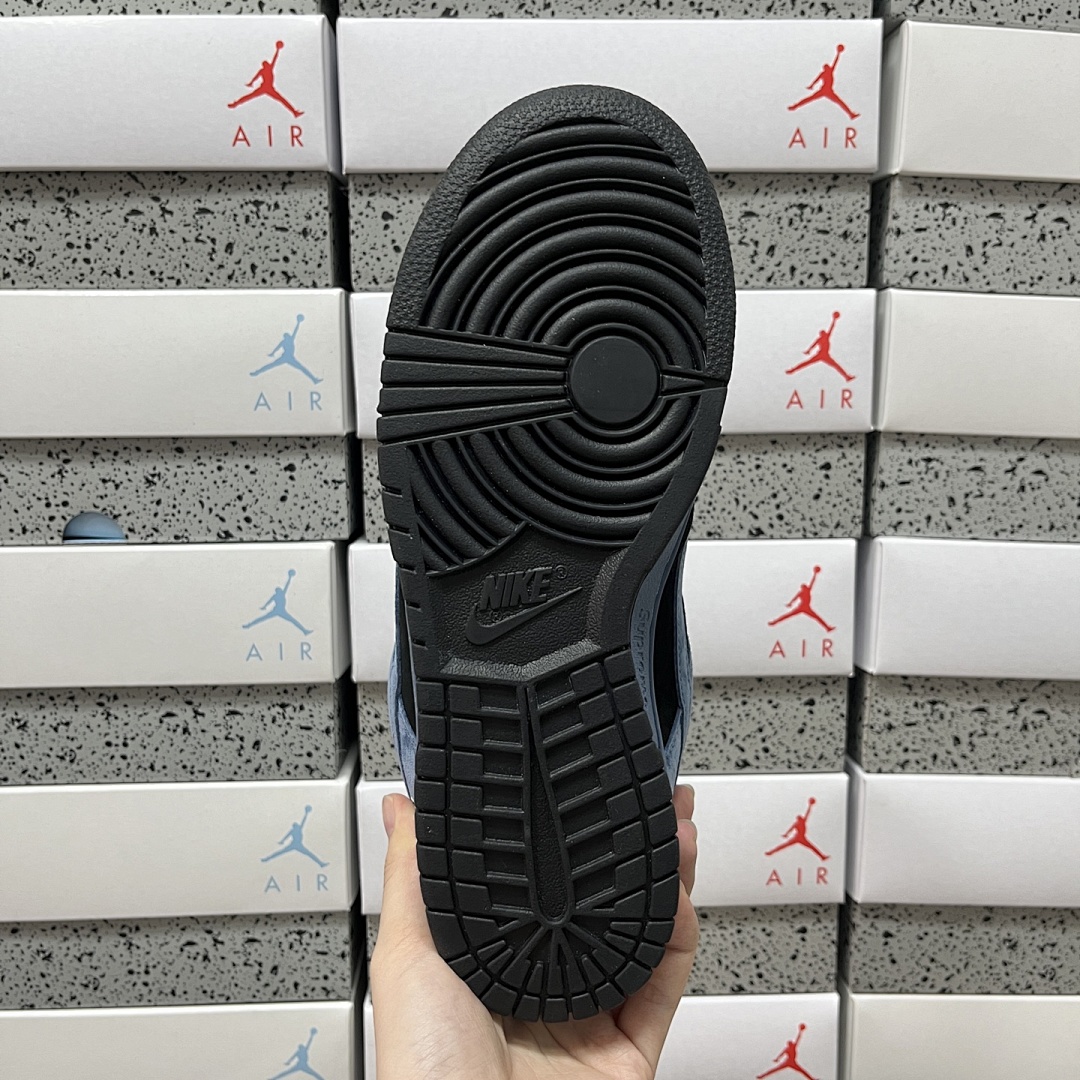 Nike SB Dunk Low Supreme 94 Ocean Fog Collab (Blue Black) - Image 4