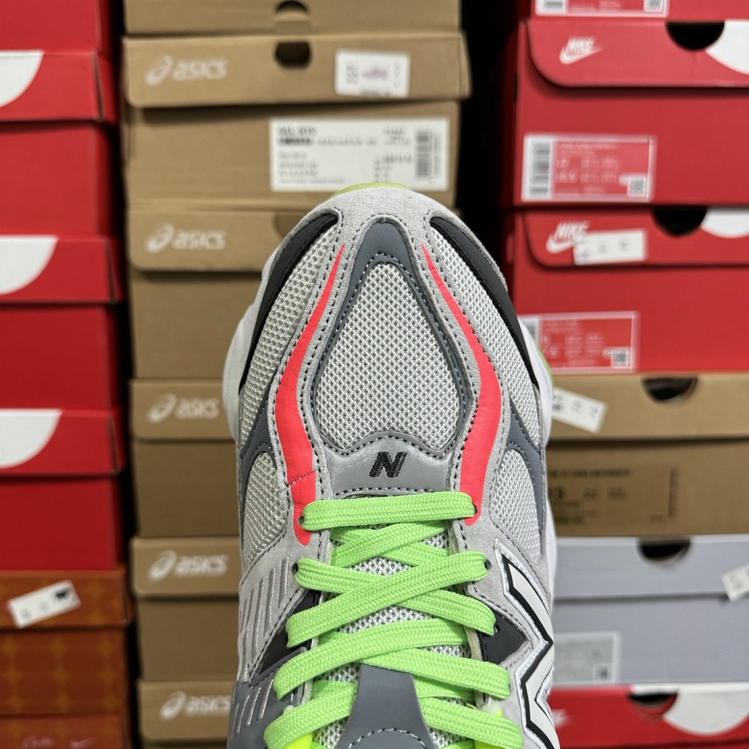 New Balance 9060 - Image 2
