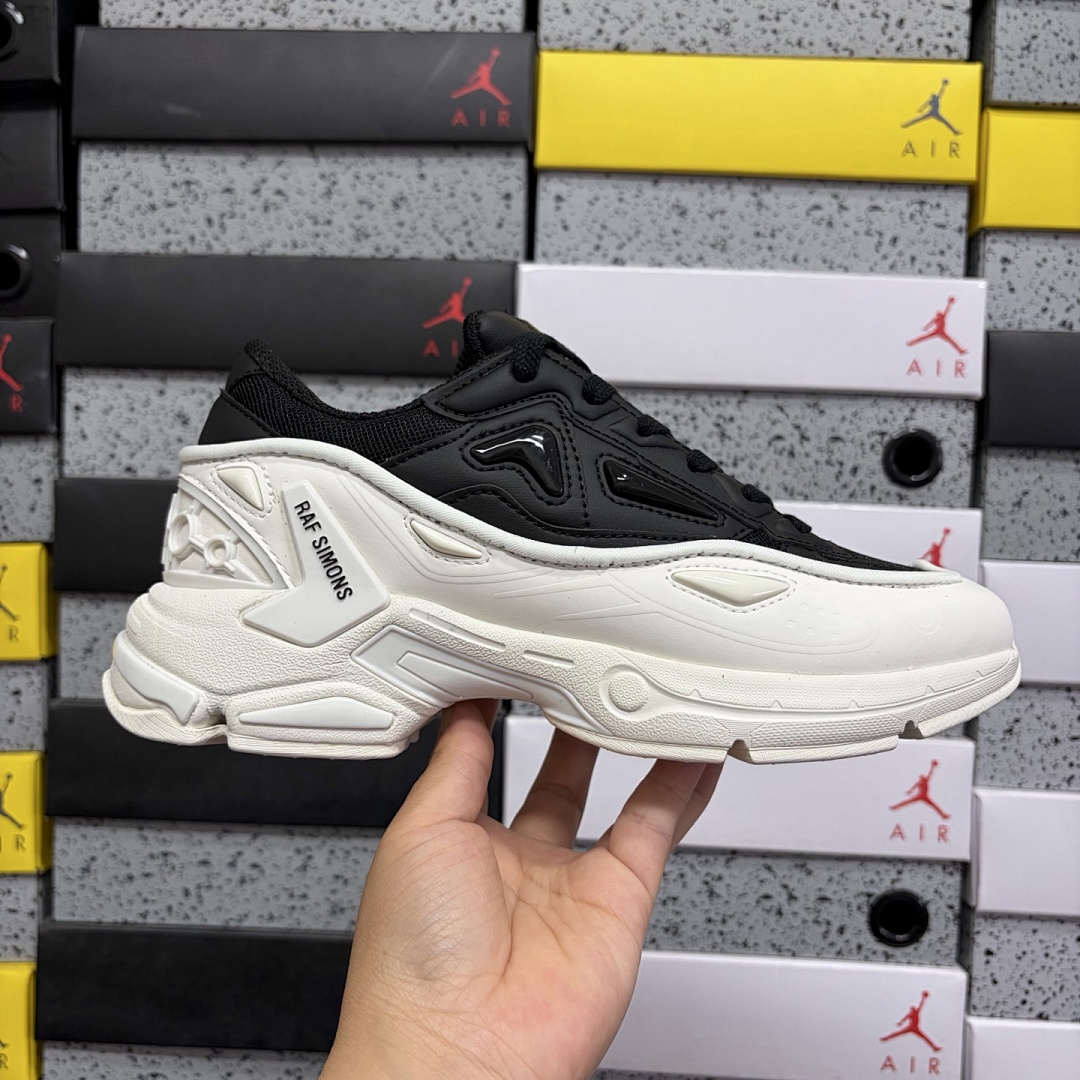 On Running Raf Simons Pharaxus - Image 5