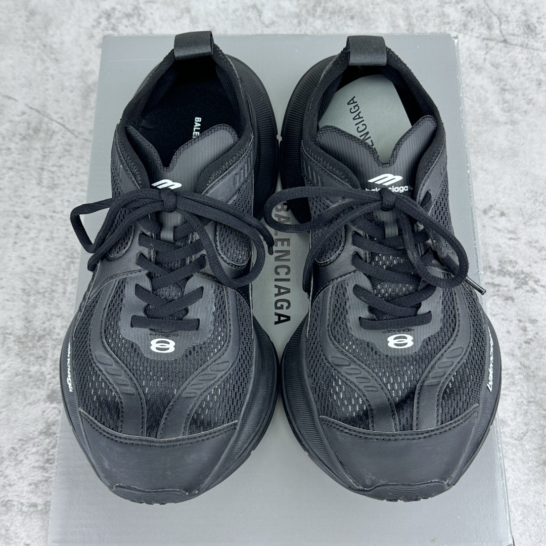 Balenciaga Circuit - Image 7