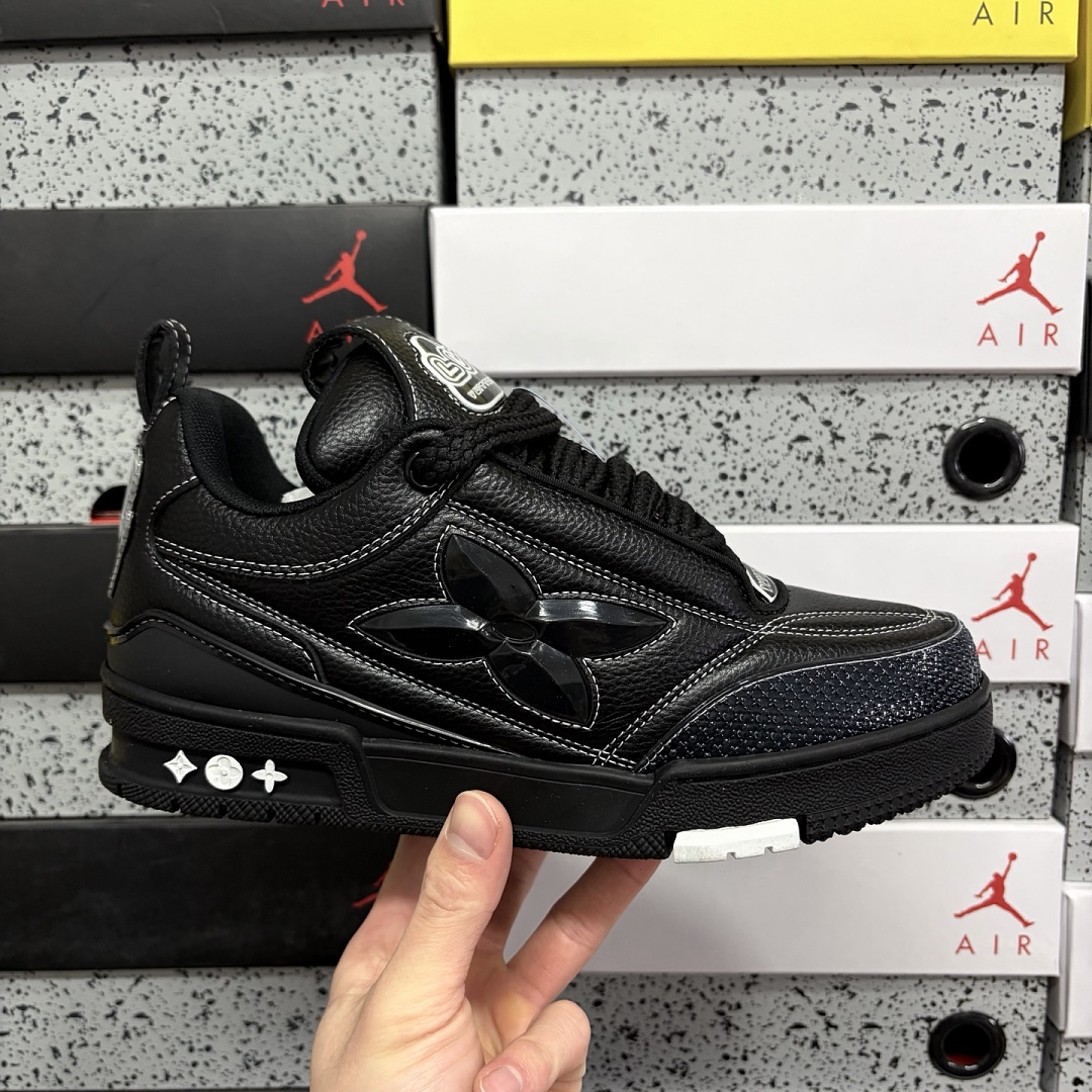 Louis Vuitton Skate Sneaker Clover - Image 3