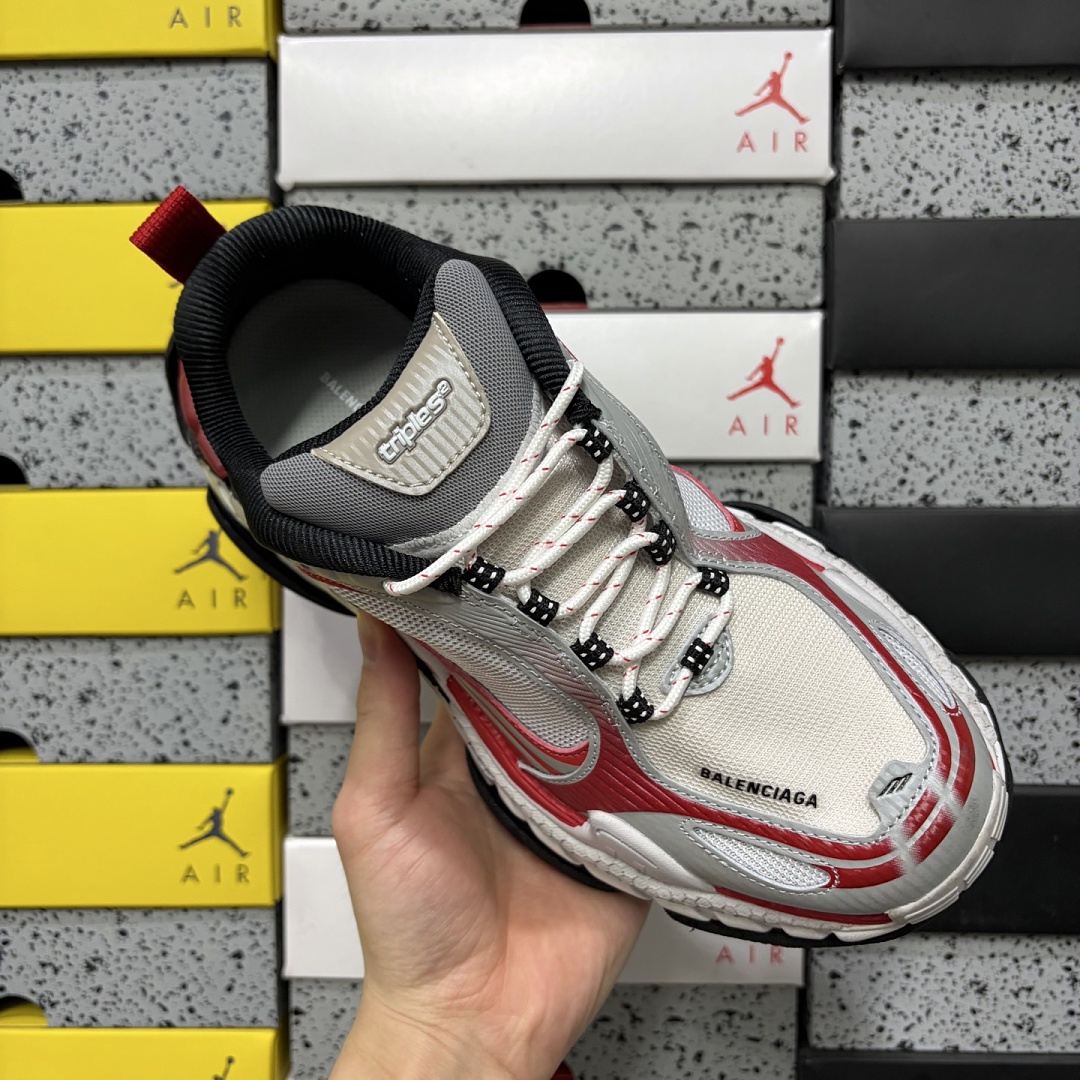 Balenciaga Triple S 2 - Image 9