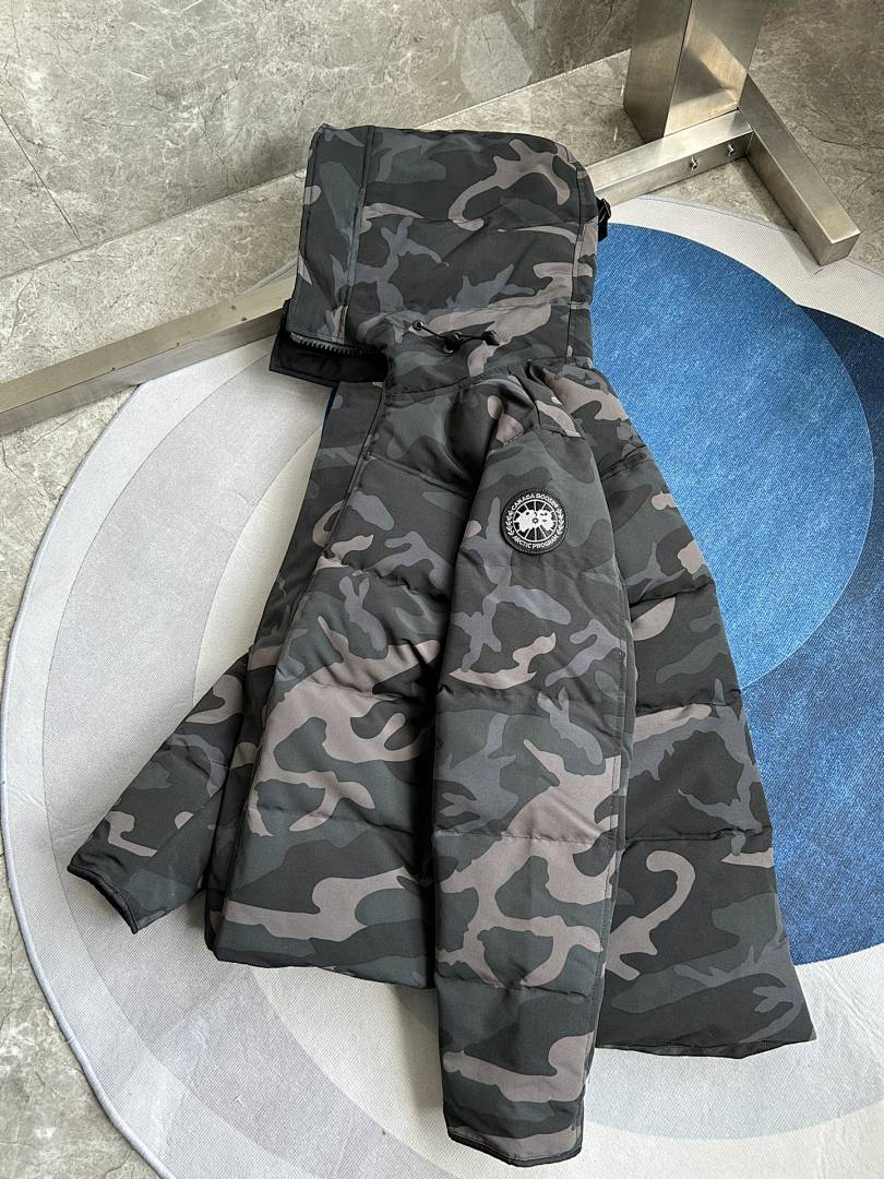 Canada Goose Macmillan Parka Jacket - Image 57