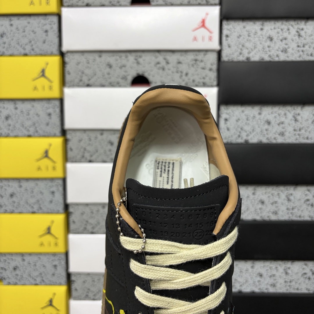 On Running Maison Margiela Replica - Image 3