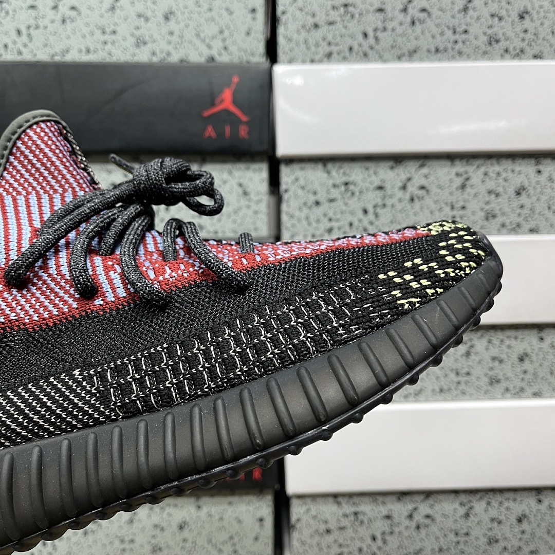 Adidas Yeezy Boost 350 V2 Yecheil - Image 3