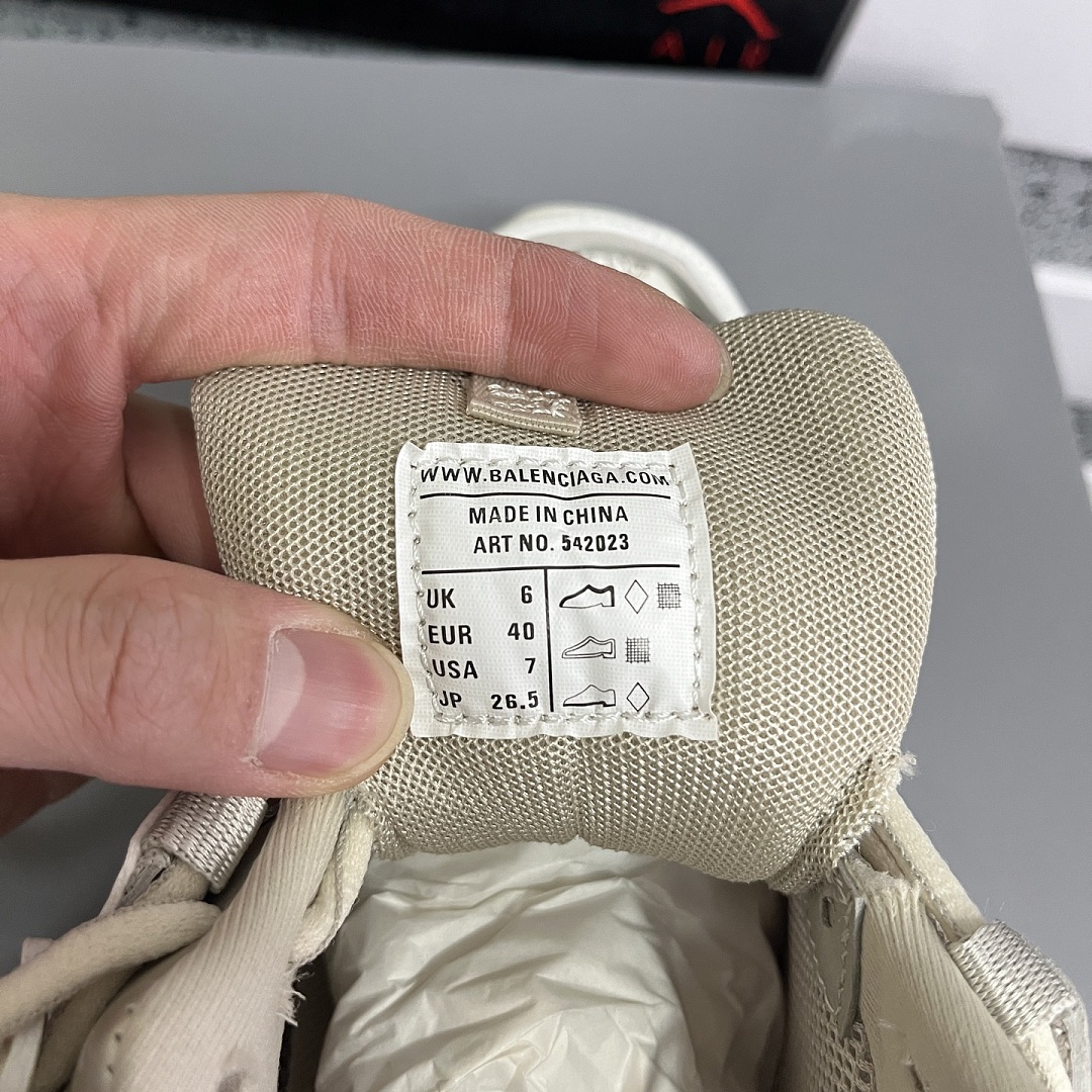 Balenciaga Track Beige Outsole Speckled - Image 8