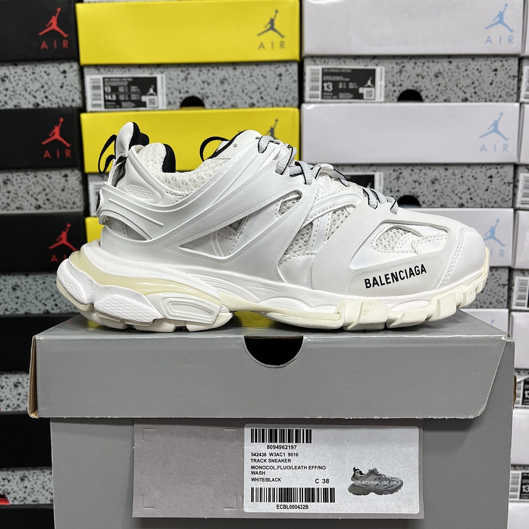 Balenciaga BLCG Track 3.0