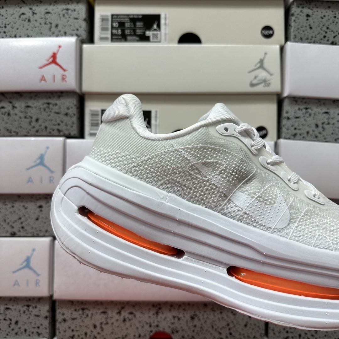 Nike Vomero Premium HQ2050-533 - Image 6