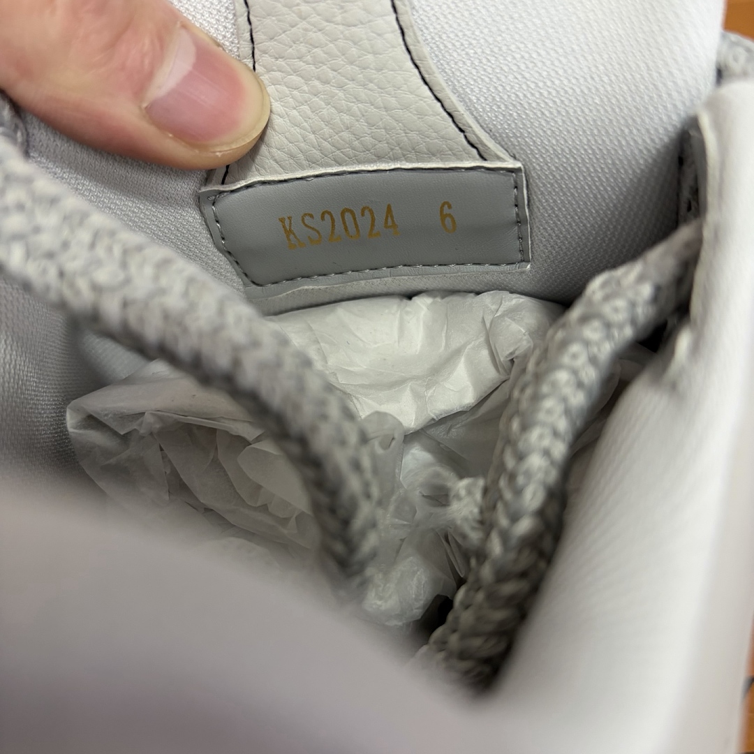 Louis Vuitton Skate Sneaker Clover - Image 8