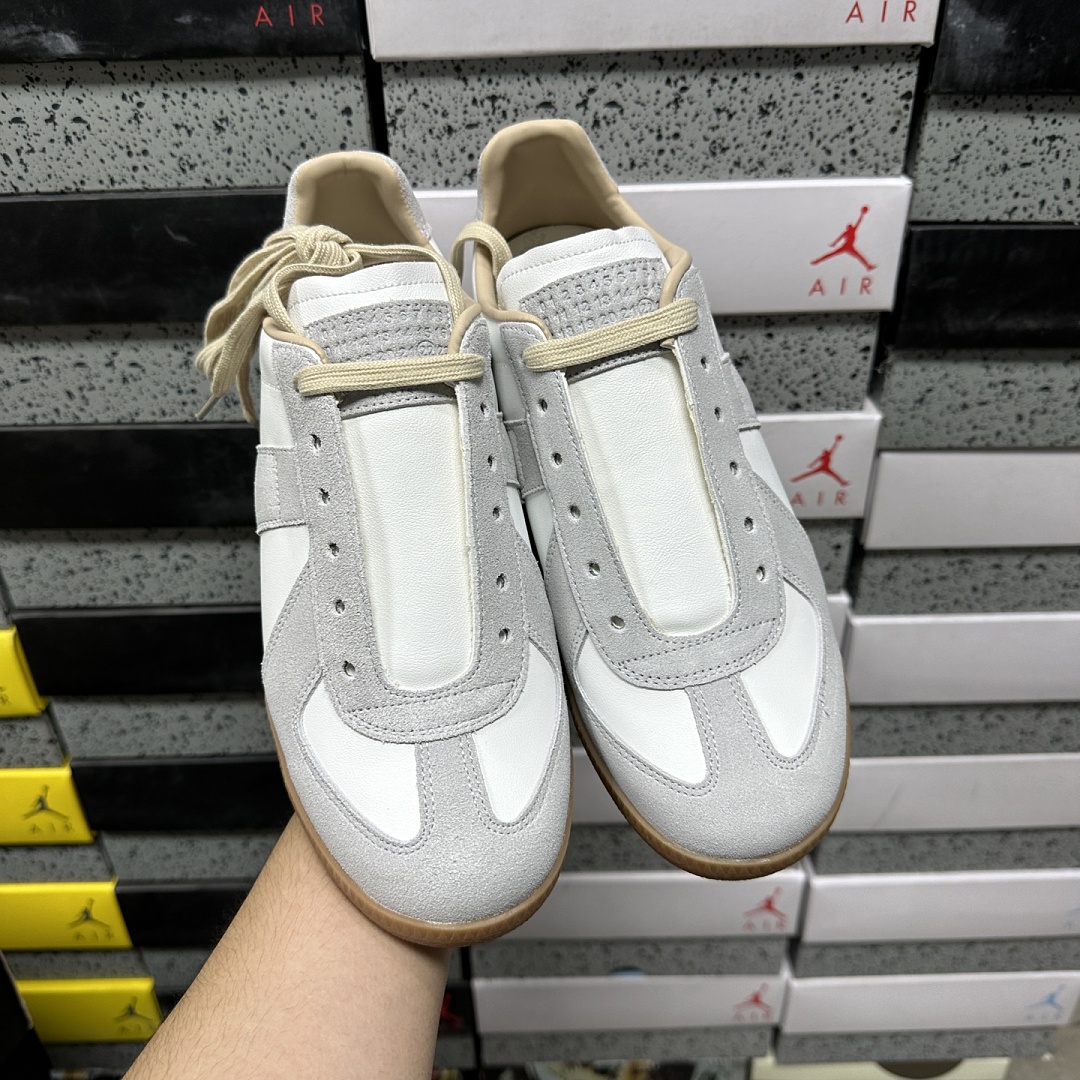 On Running Maison Margiela Replica - Image 2
