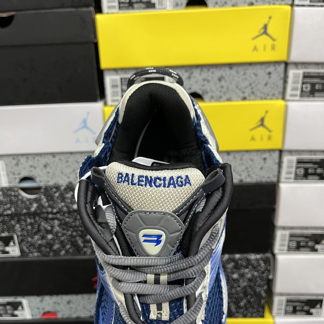 Balenciaga BLCG Runner 7.5 - Image 3