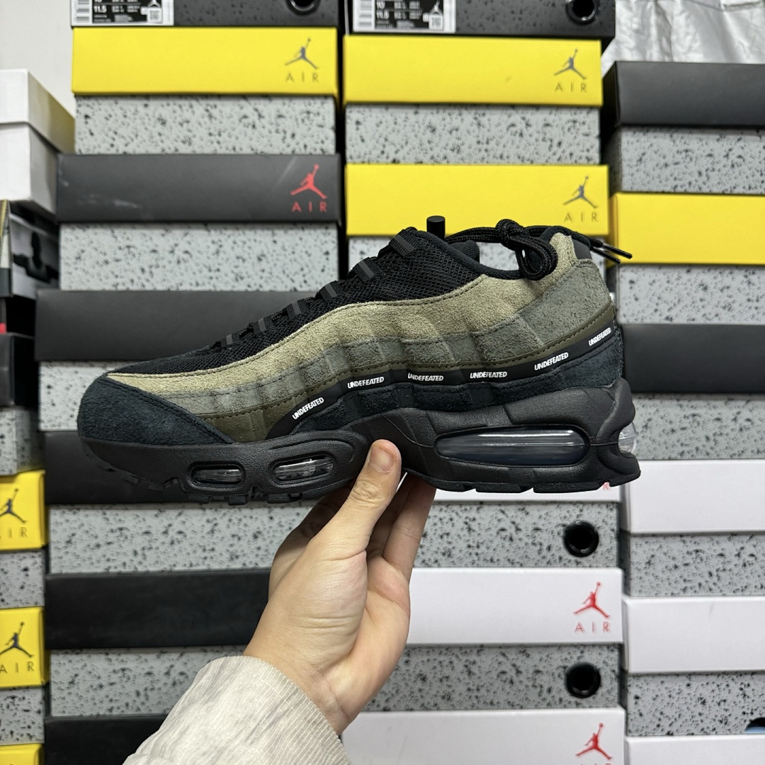 Nike Air Max 95 SP Undefeated Geo La Brea Medium Olive UND (Military Green) - Image 5