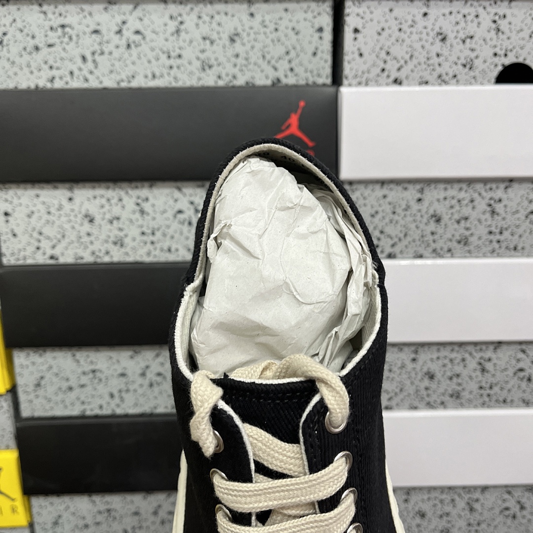 Rick Owens Vintage Sneaks - Image 7