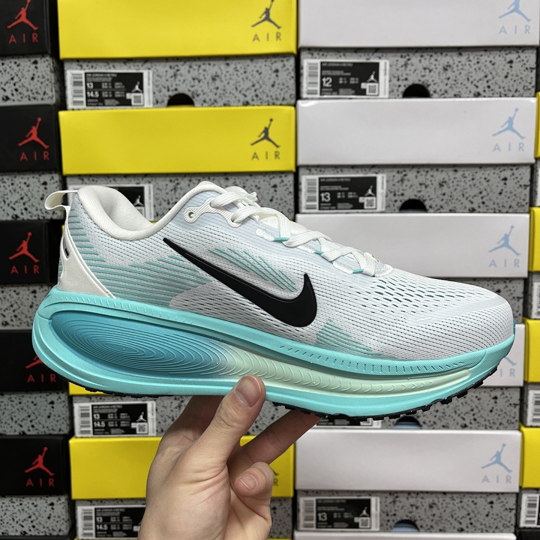 Nike Zoom Vomero - Image 8