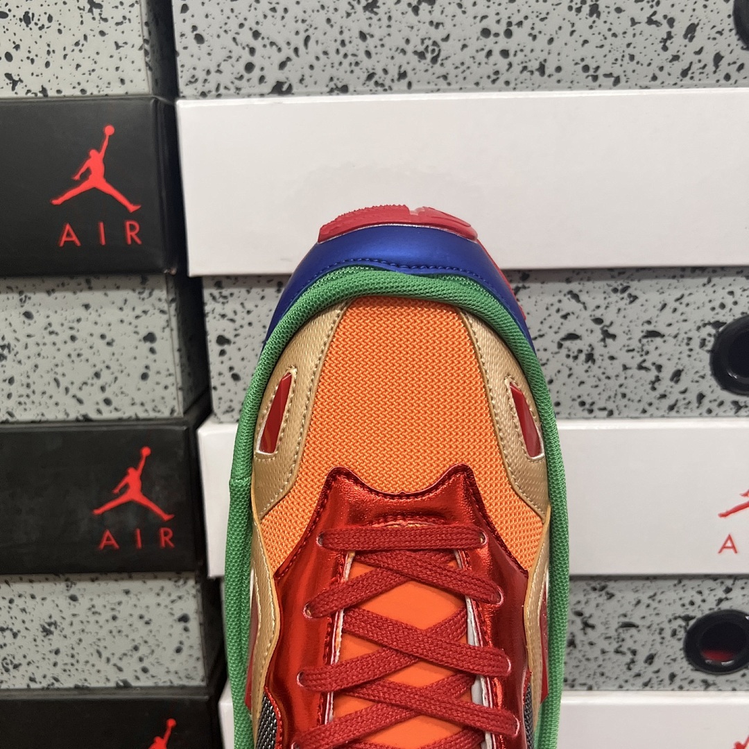 On Running Response Trail 2 Raf Simons - Image 6