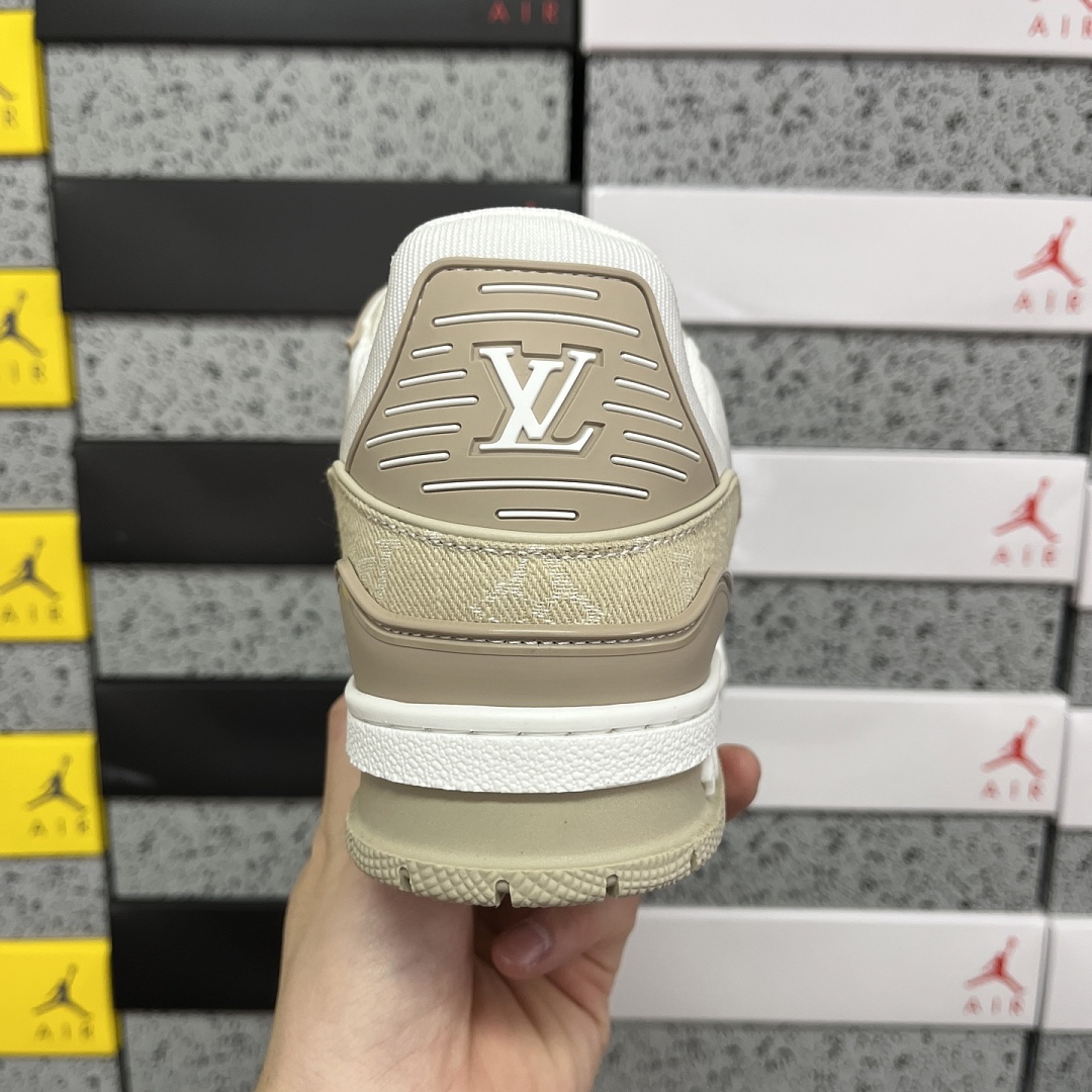Louis Vuitton Trainer 1-13 - Image 3