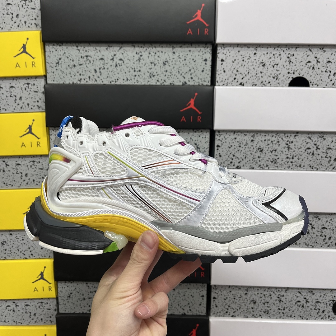 Balenciaga BLCG Runner 7.5 - Image 7