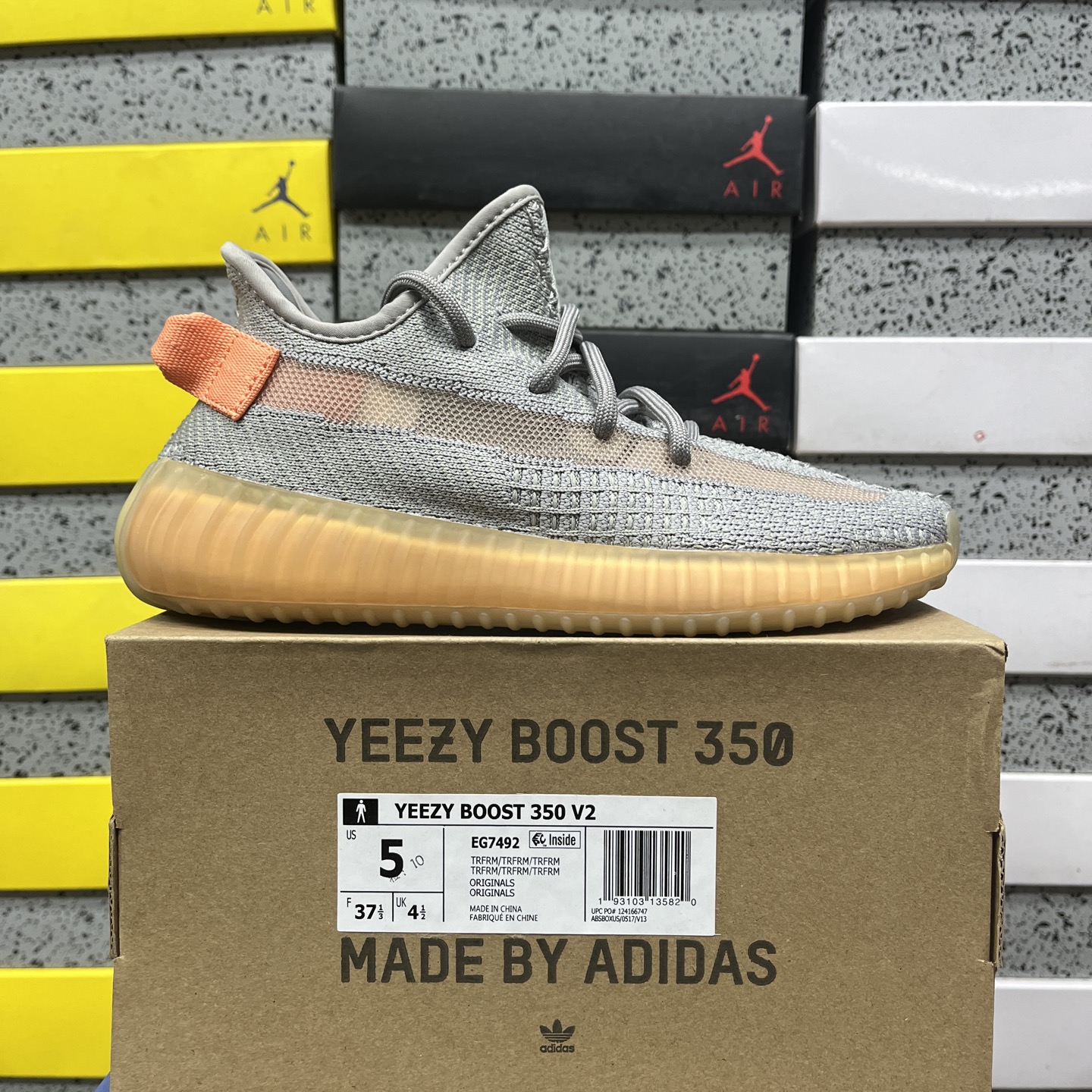 Adidas Yeezy Boost 350 V2 - Image 11