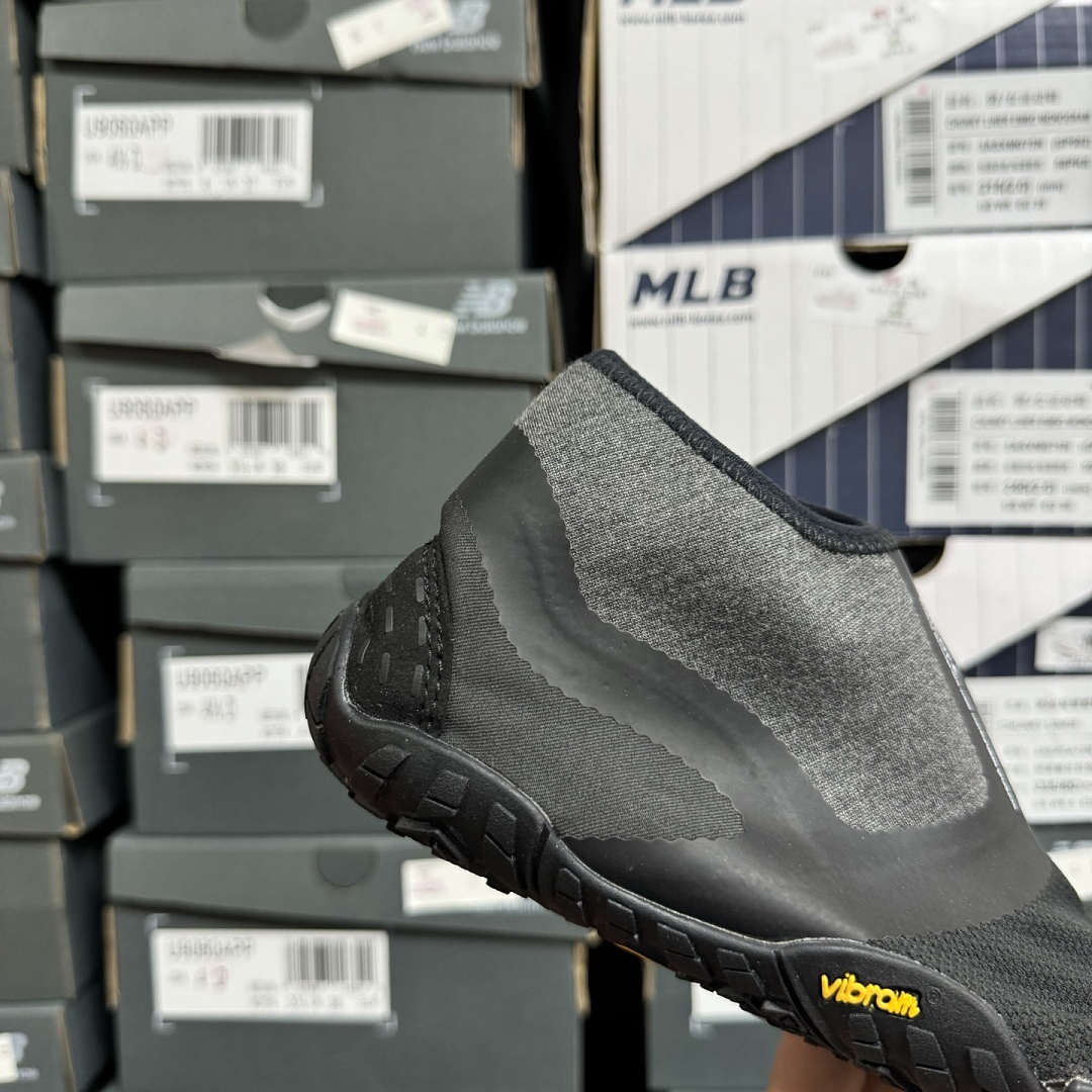 Suicoke Finger Chukka Boot - Image 9