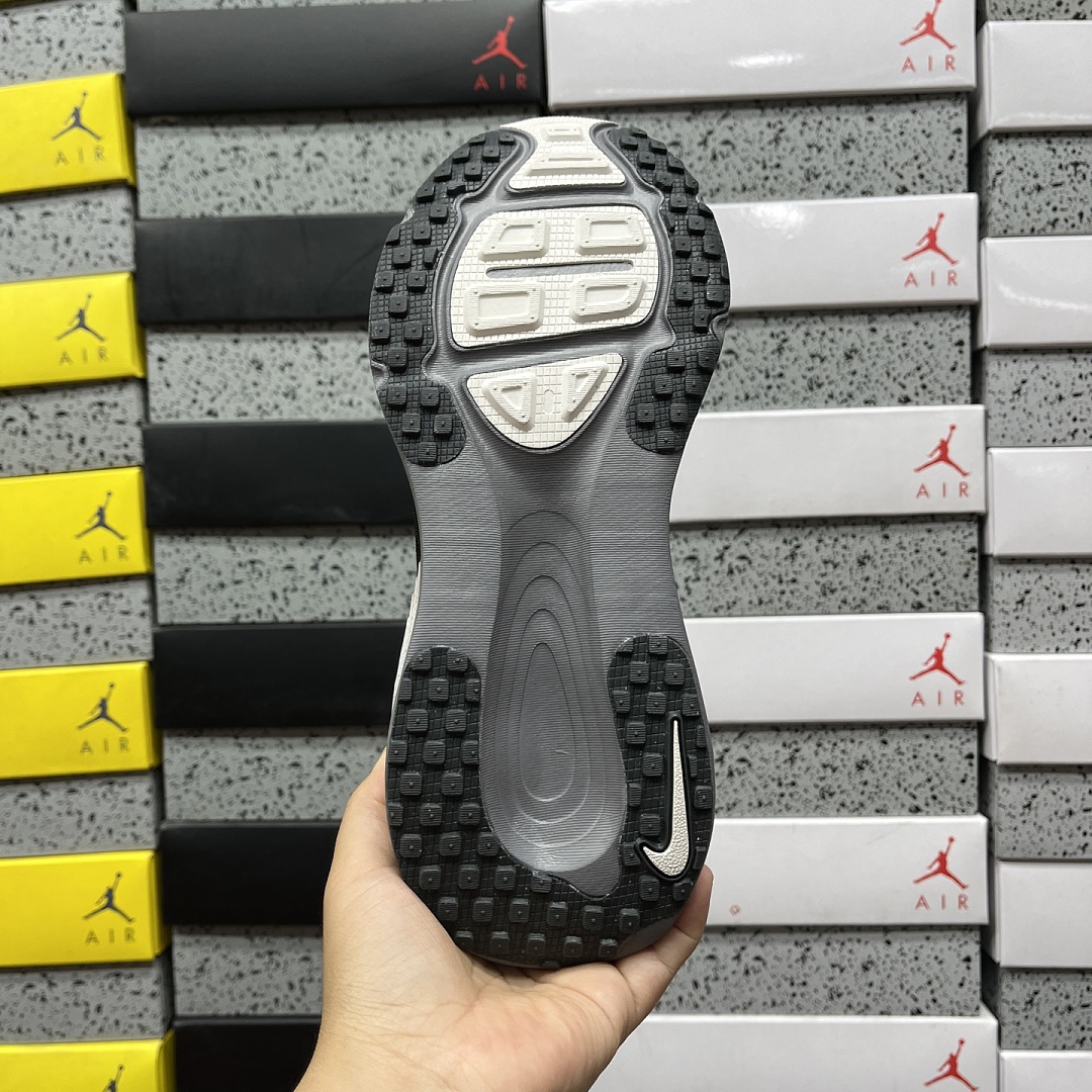 Nike Vomero - Image 5