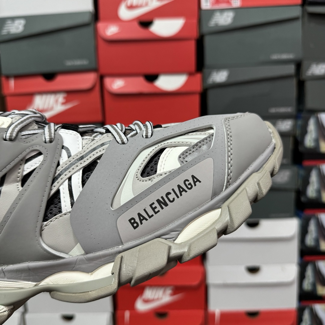 Balenciaga BLCG Track LED (Mid Grey) - Image 3