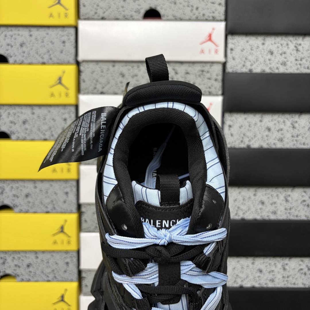 Balenciaga BLCG Track 3.0 - Image 5