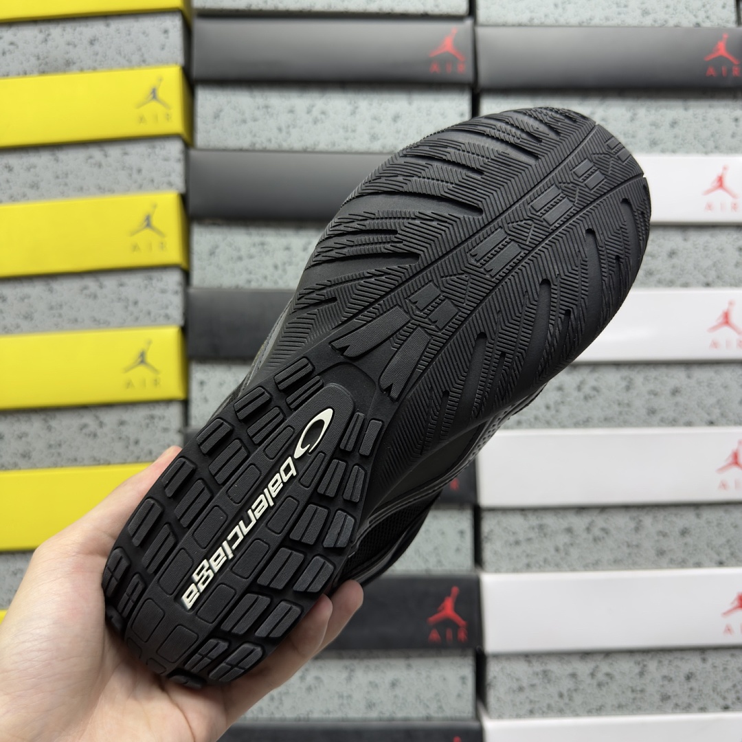 Balenciaga BLCG Radar - Image 8
