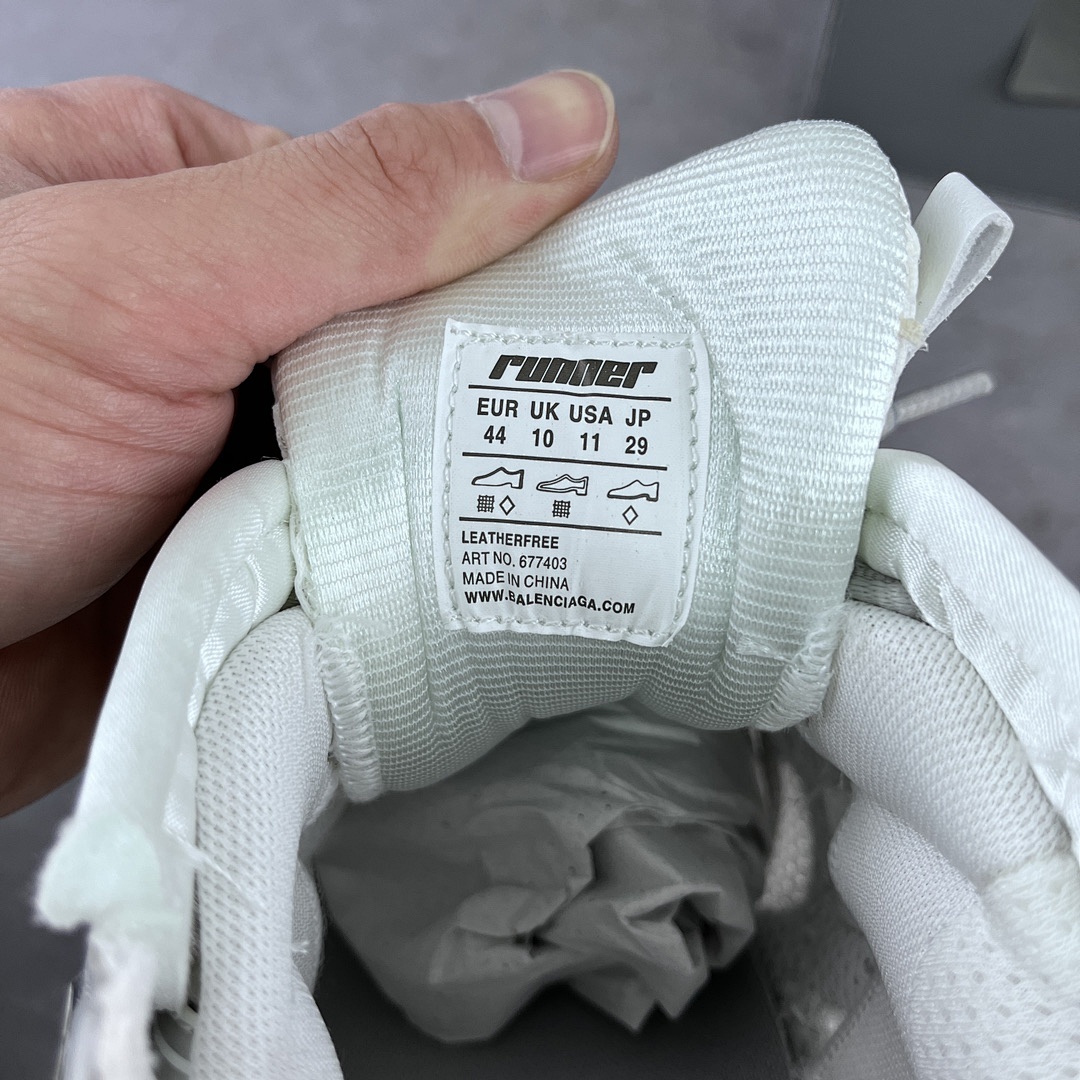Balenciaga Runner - Image 79