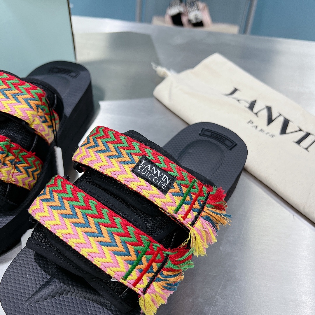 Lanvin SUICOKE X CURB Sandal - Image 11