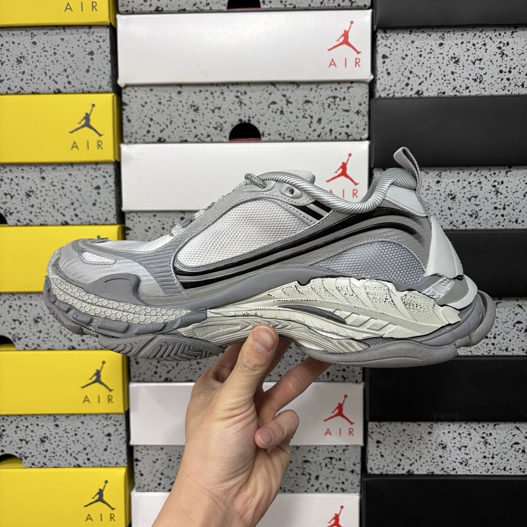 Balenciaga Triple S 2 - Image 6