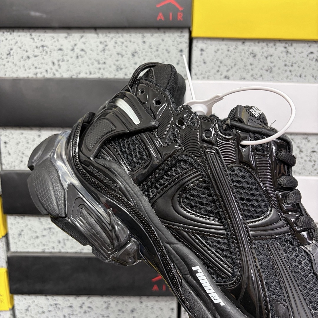 Balenciaga Runner 7 Gen (Black LED) - Image 11