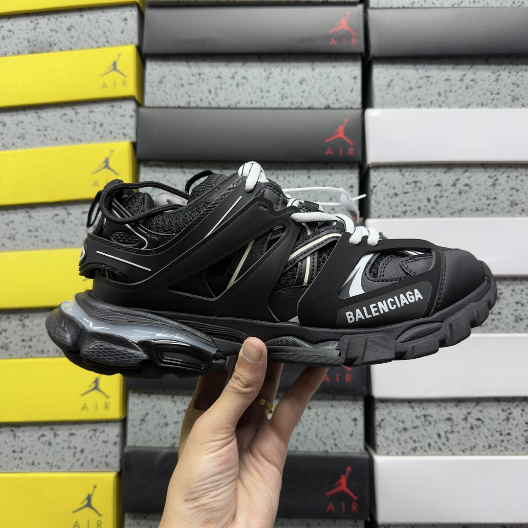 Balenciaga BLCG Track LED 3.0 (Black White) - Image 2