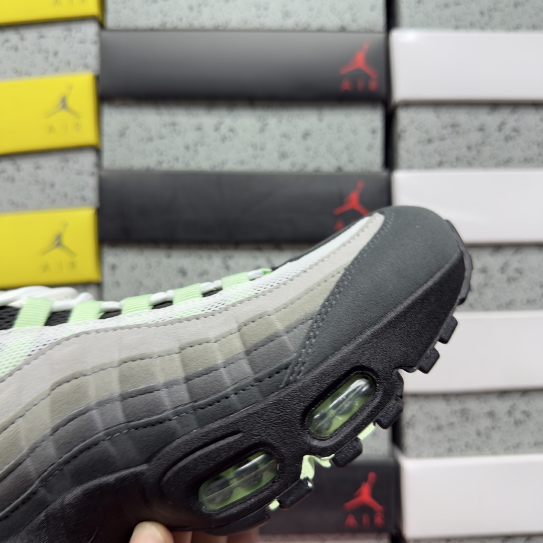 Nike Air Max 95 OG Big Bubble Fresh Mint - Image 6