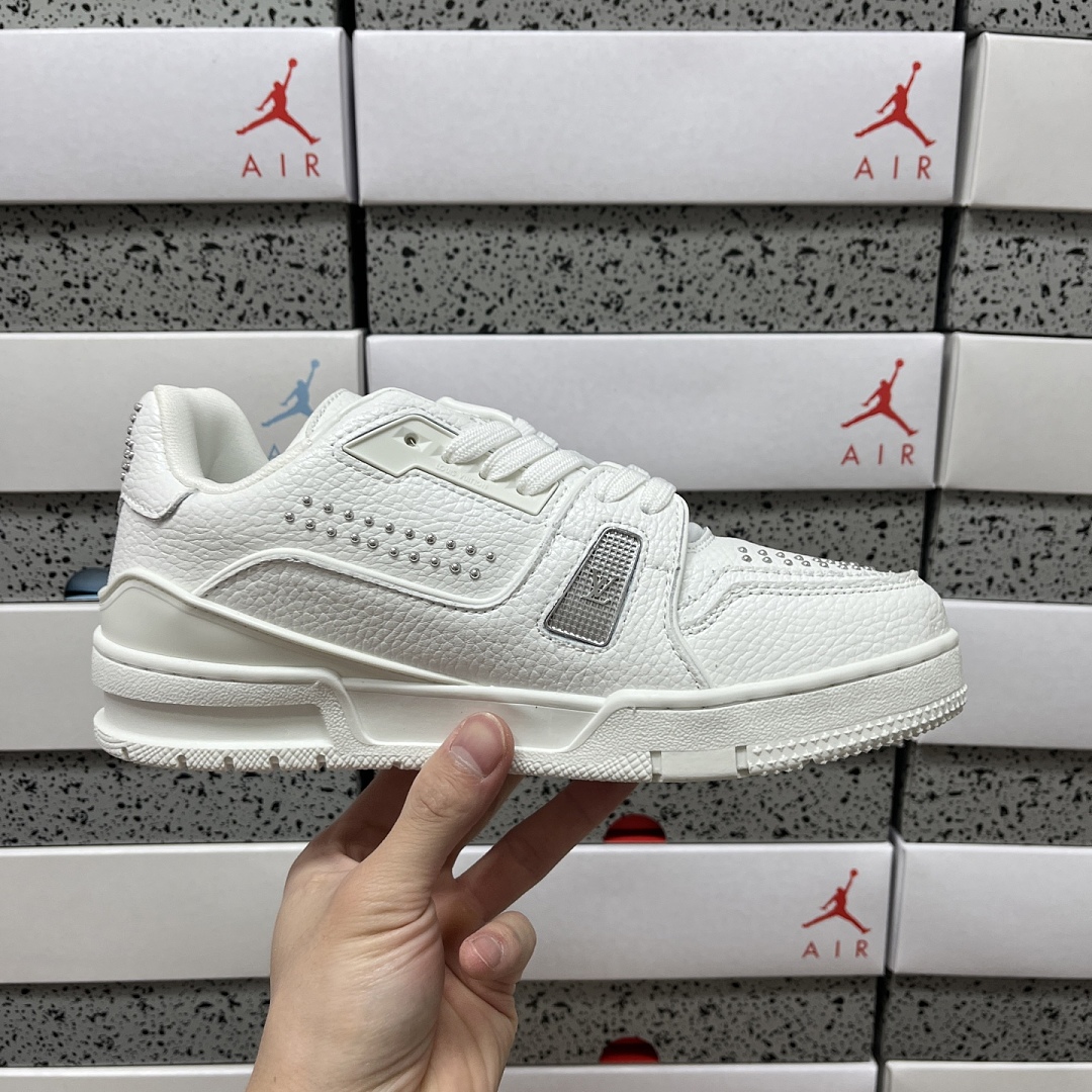 Louis Vuitton Trainer Rhinestone - Image 4