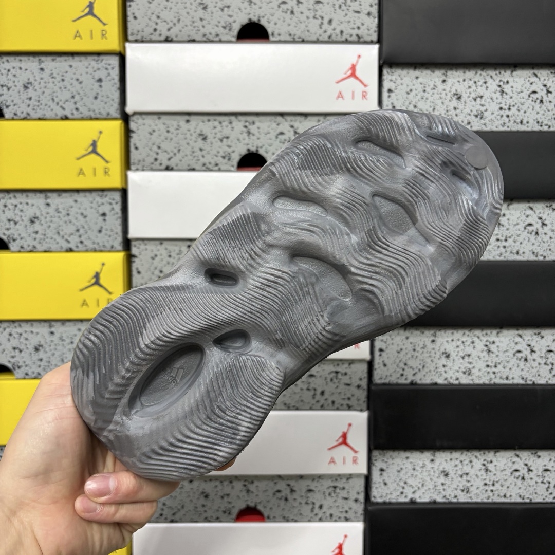 Adidas Yeezy Foam RNR MX Granite Clogs - Image 10