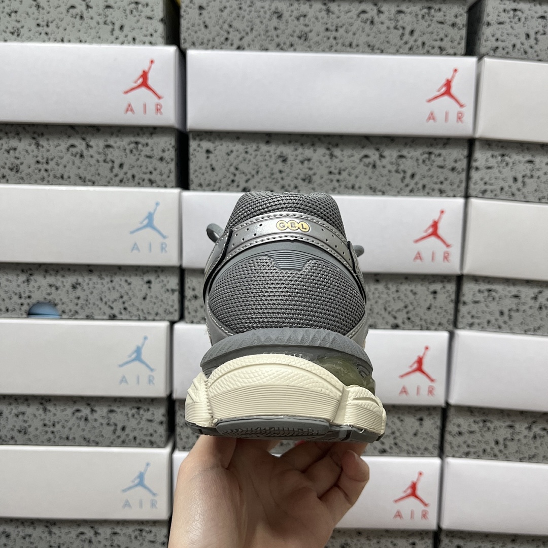 ASICS Gel-Cumulus 16 Cream Clay (Grey) - Image 7