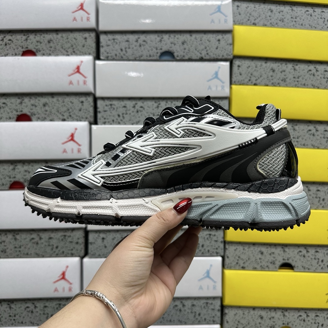 Off-White Be Right Back F24 10001 - Image 9