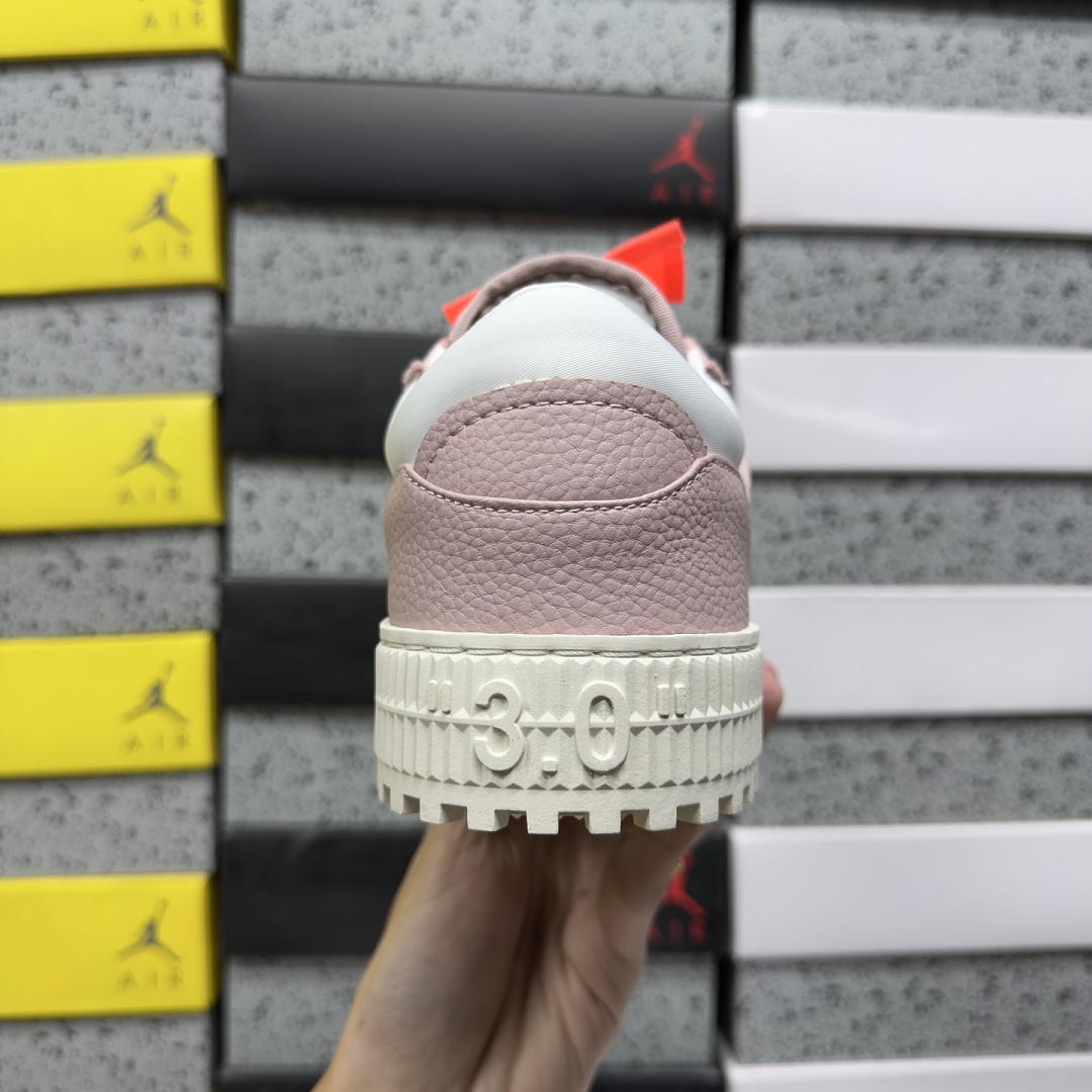Off-White 3.0 Off Court Low - Image 8