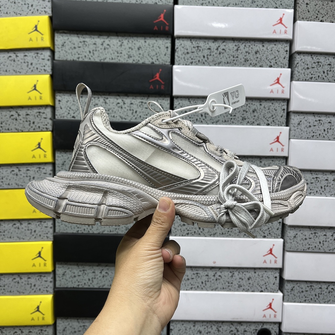Balenciaga BLCG 3Xl - Image 100