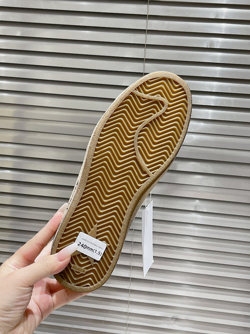 Golden Goose Deluxe Brand 28 - Image 8