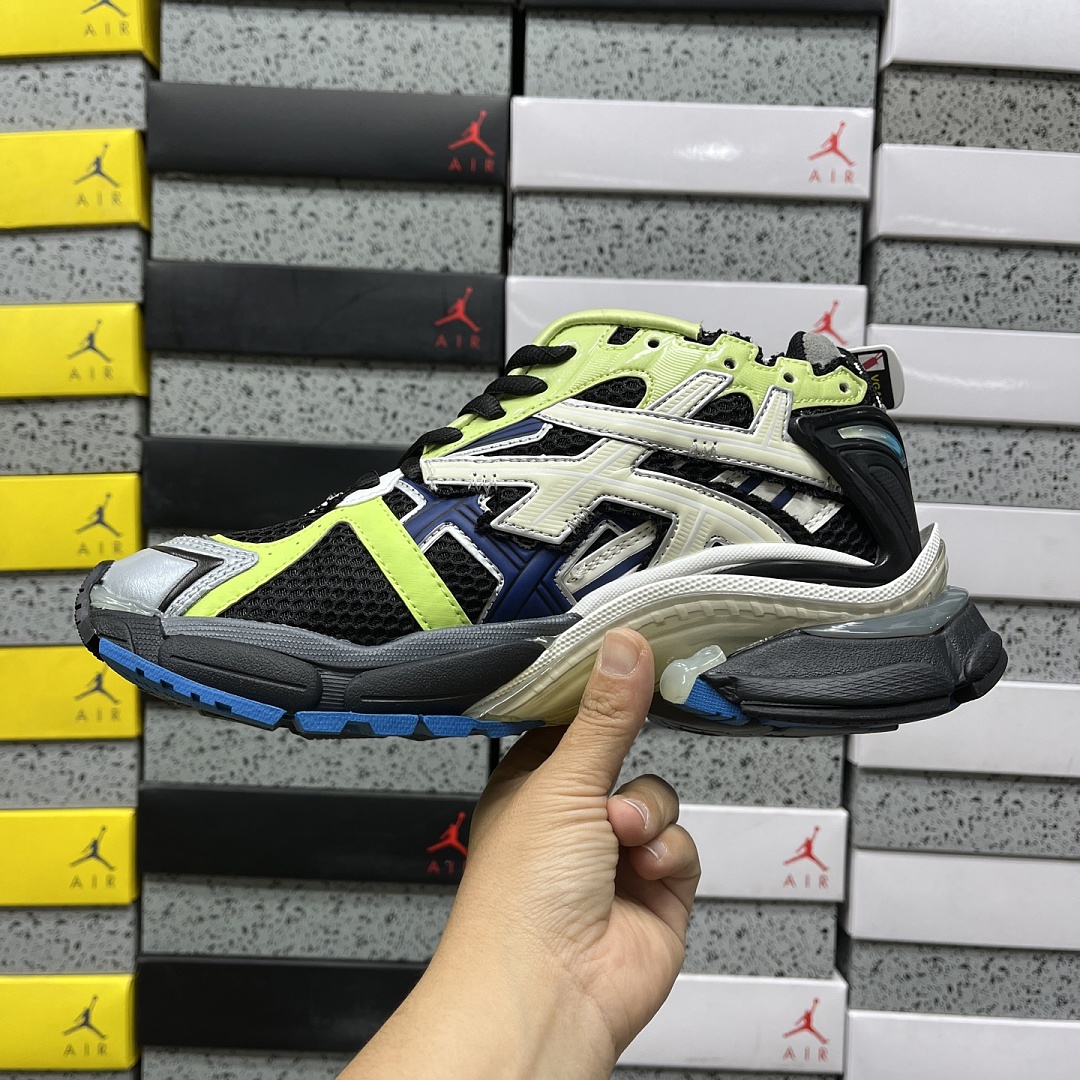 Balenciaga BLCG Runner - Image 94