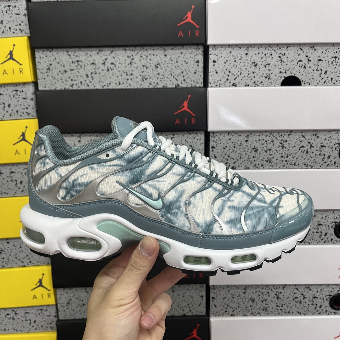 Nike Air Max Plus Origins Waterway - Image 8