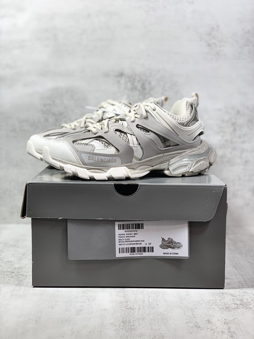Balenciaga Track - Image 23