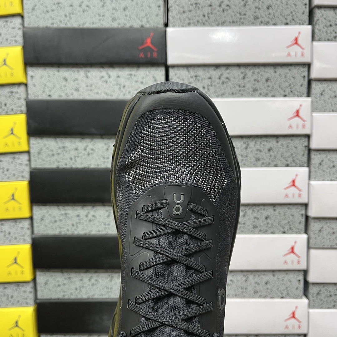 On Running Cloudsoma (Black) - Image 2