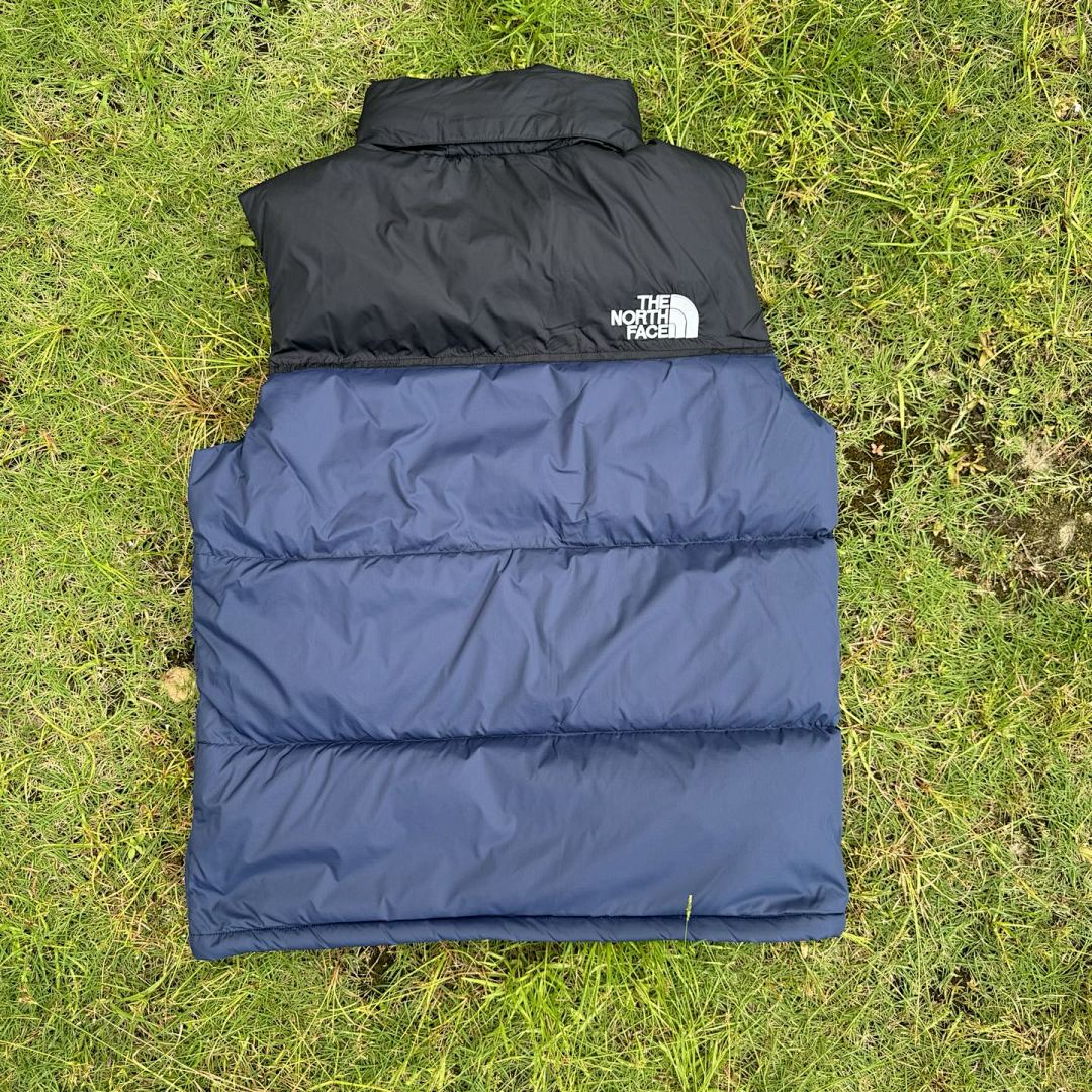 The North Face TNF 1996 Retro Nuptse Vest - Image 26