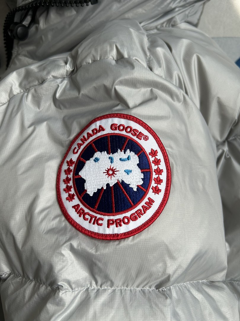 Canada Goose Crofton Puffer Jacket - Image 19