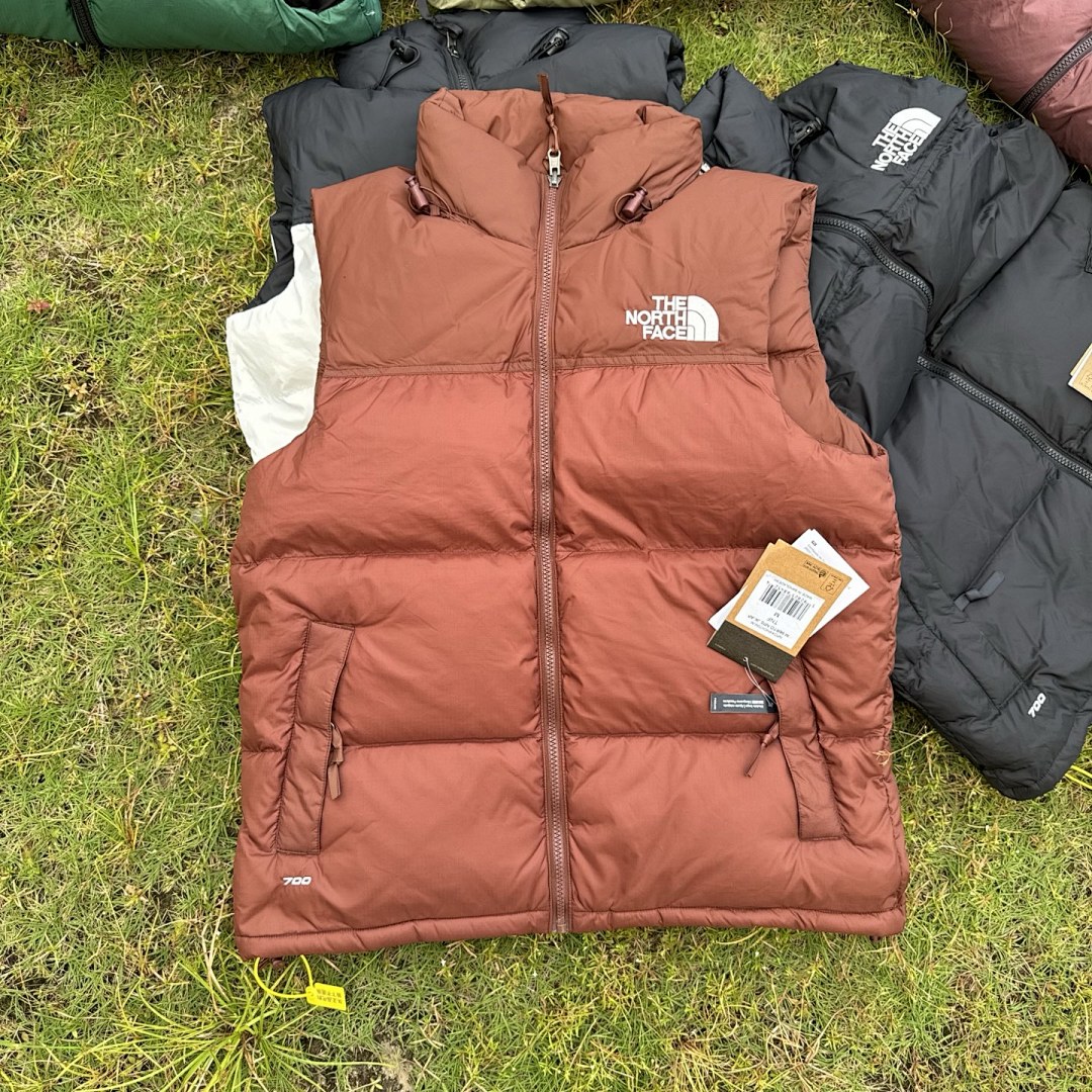 The North Face TNF 1996 Retro Nuptse Vest - Image 44