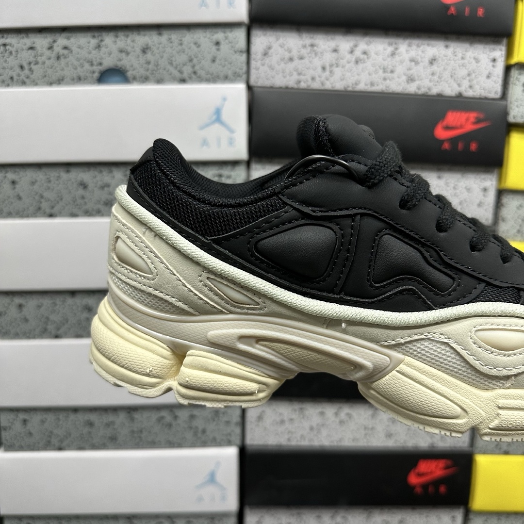 On Running Ozweego Raf Simons (Black White) - Image 8